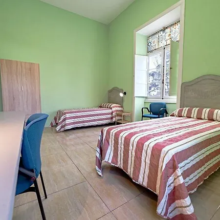 La Violeta Guest house *